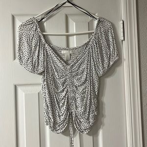 Black and white crop from H&M